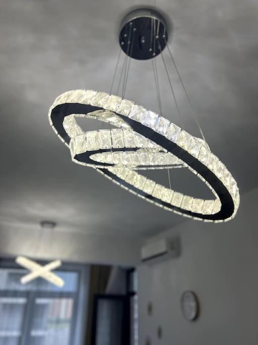 Romeo'S Beachfront Apartment By Loft, Hotel Opera And White Tower Mamaia Eksteriør bilde